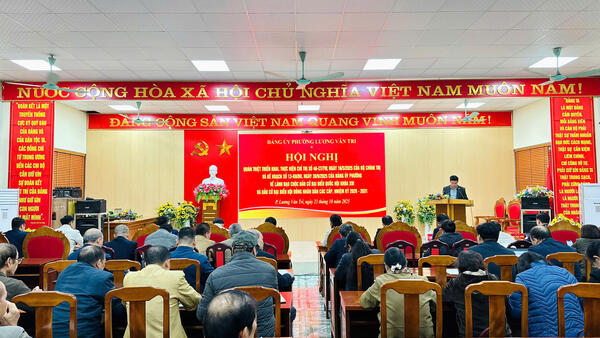 Hội nghị quán triệt chỉ thị số 46-CT/TW, ngày 16/5/2025 của Bộ Chính trị và Kế hoạch số 13-KH/ĐU, ngày 30/9/2025 của Đảng uỷ phường Lương Văn Tri về lãnh đạo cuộc bầu cử Đại biểu Quốc hội và ĐB HĐND các cấp