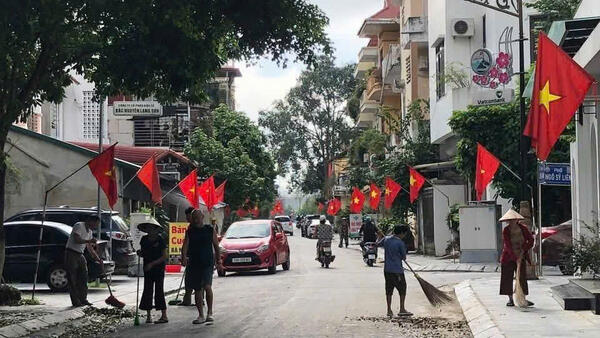 Phường Lương Văn Tri tổ chức ra quân tổng vệ sinh môi trường chào mừng Đại hội đại biểu Đảng bộ phường Lương Văn Tri, nhiệm kỳ 2025-2030