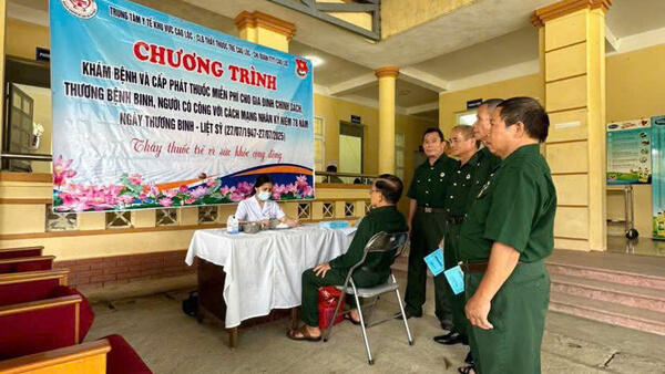 Chương trình khám bệnh và cấp phát thuốc miễn phí cho gia đình chính sách thương bệnh binh, người có công với Cách mạng nhân kỷ niệm 78 năm ngày Thương binh – Liệt sỹ 27/7/1947 -27/7/2025).
