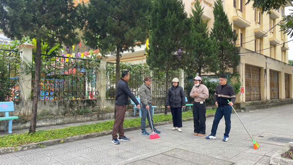 PHƯỜNG LƯƠNG VĂN TRI RA QUÂN “CHỦ NHẬT XANH”  LÀM SẠCH ĐẸP ĐÔ THỊ