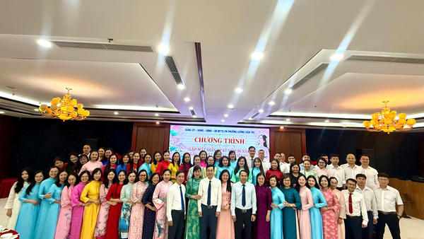 PHƯỜNG LƯƠNG VĂN TRI TỔ CHỨC GẶP MẶT NHÂN DỊP KỶ NIỆM 96 NĂM NGÀY THÀNH LẬP HỘI LIÊN HIỆP PHỤ NỮ VIỆT NAM (20/10/1930-20/10/2026)